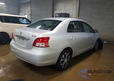 2009 Toyota Yaris z USA, uszkodzony, nr VIN JTDBT903291344130